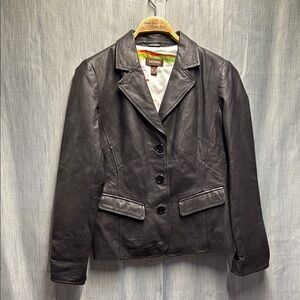 🏁 Danier Black Blazer Style leather Jacket size small